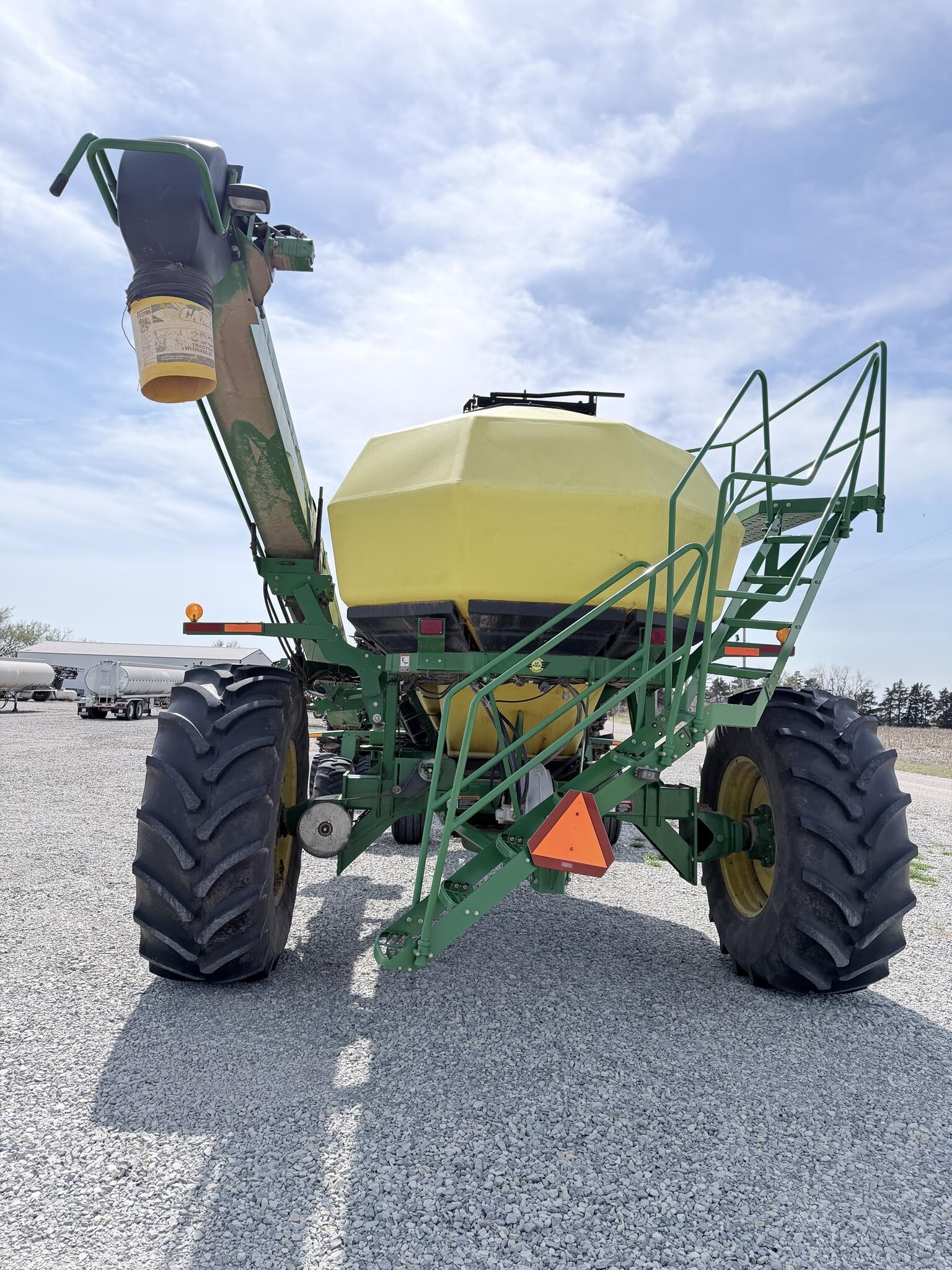 2012 John Deere 1890 Air Seeder