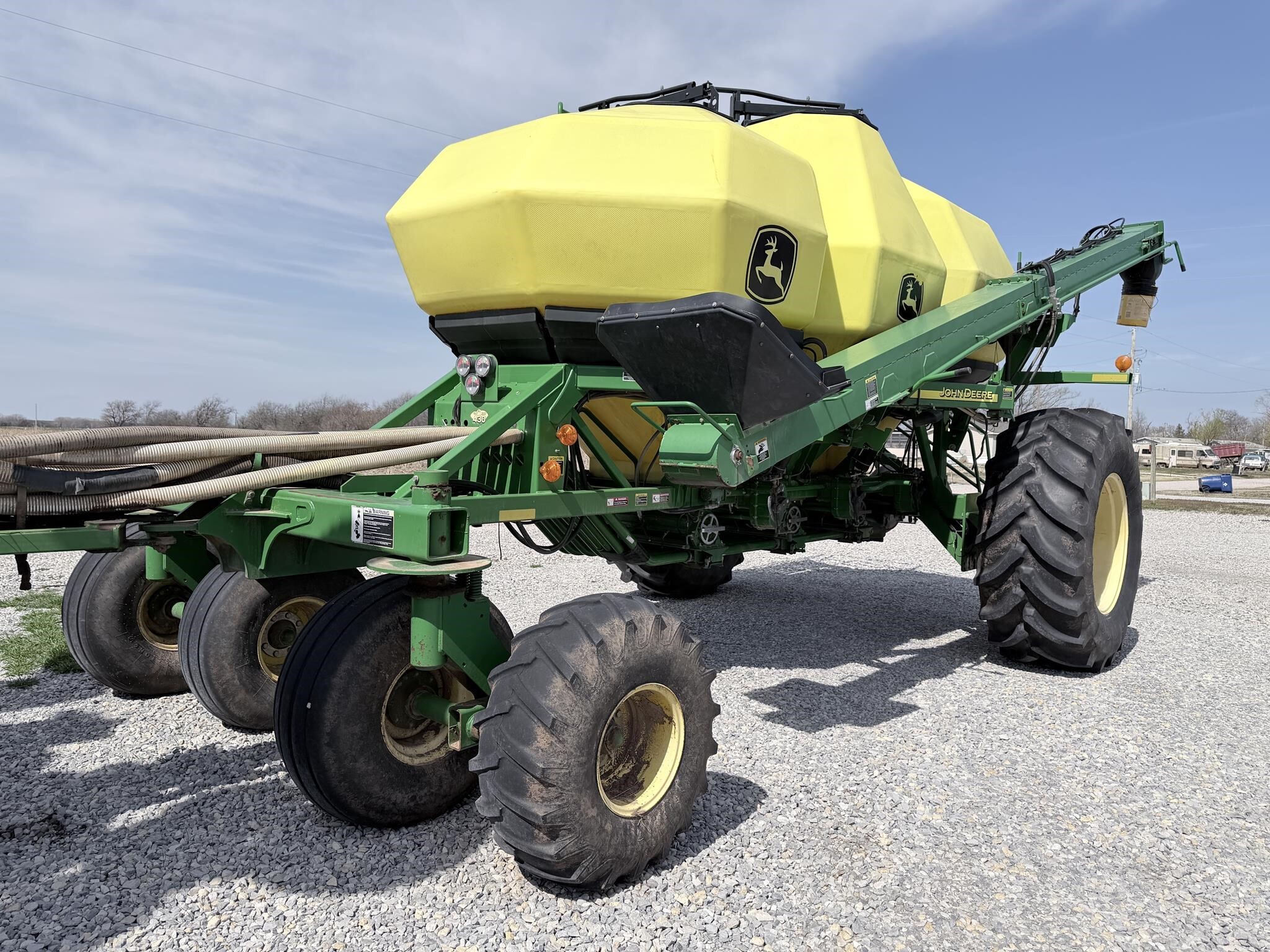 2012 John Deere 1890 Air Seeder