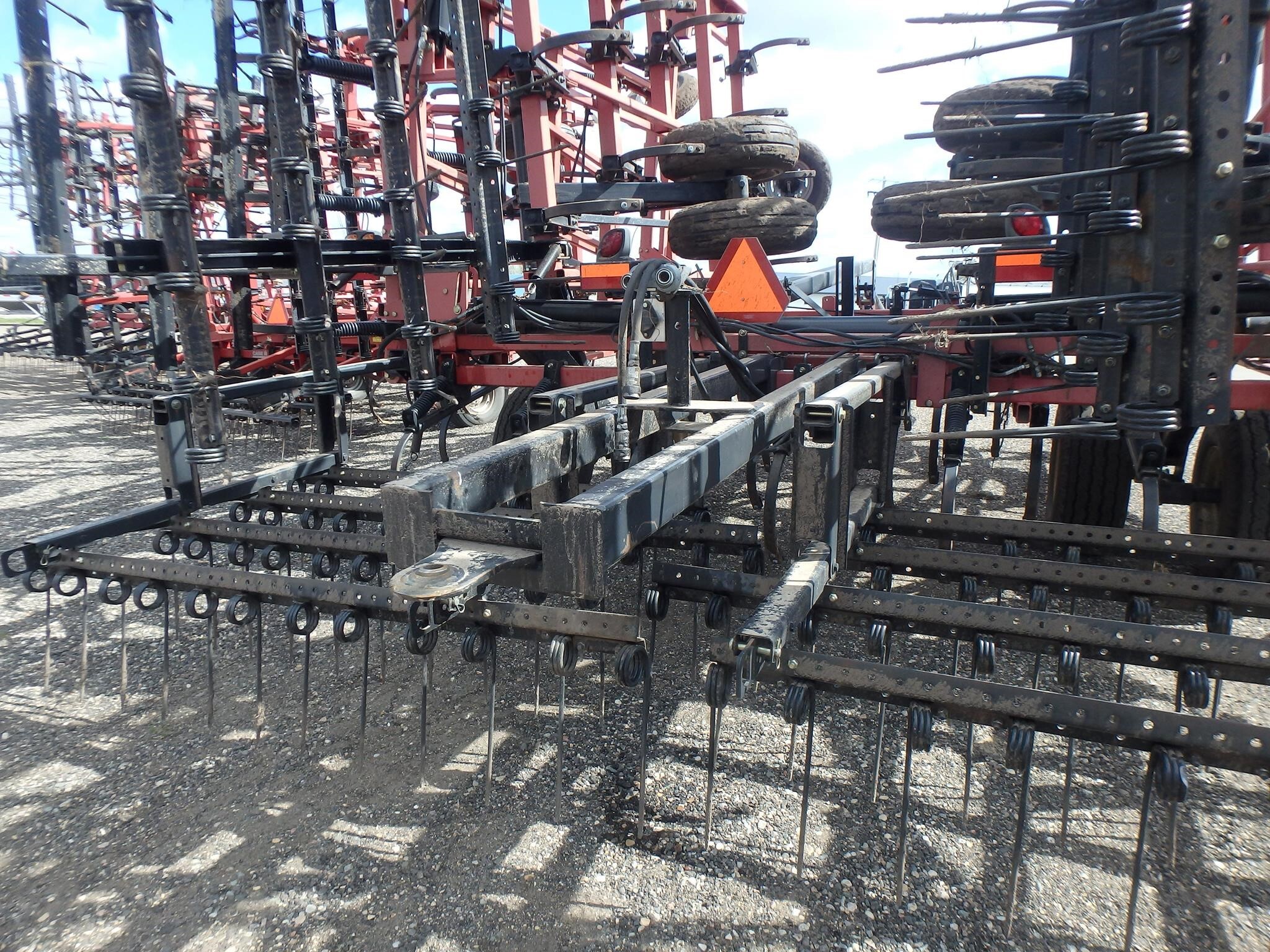 2012 Case IH Tigermate 200 Field Cultivator