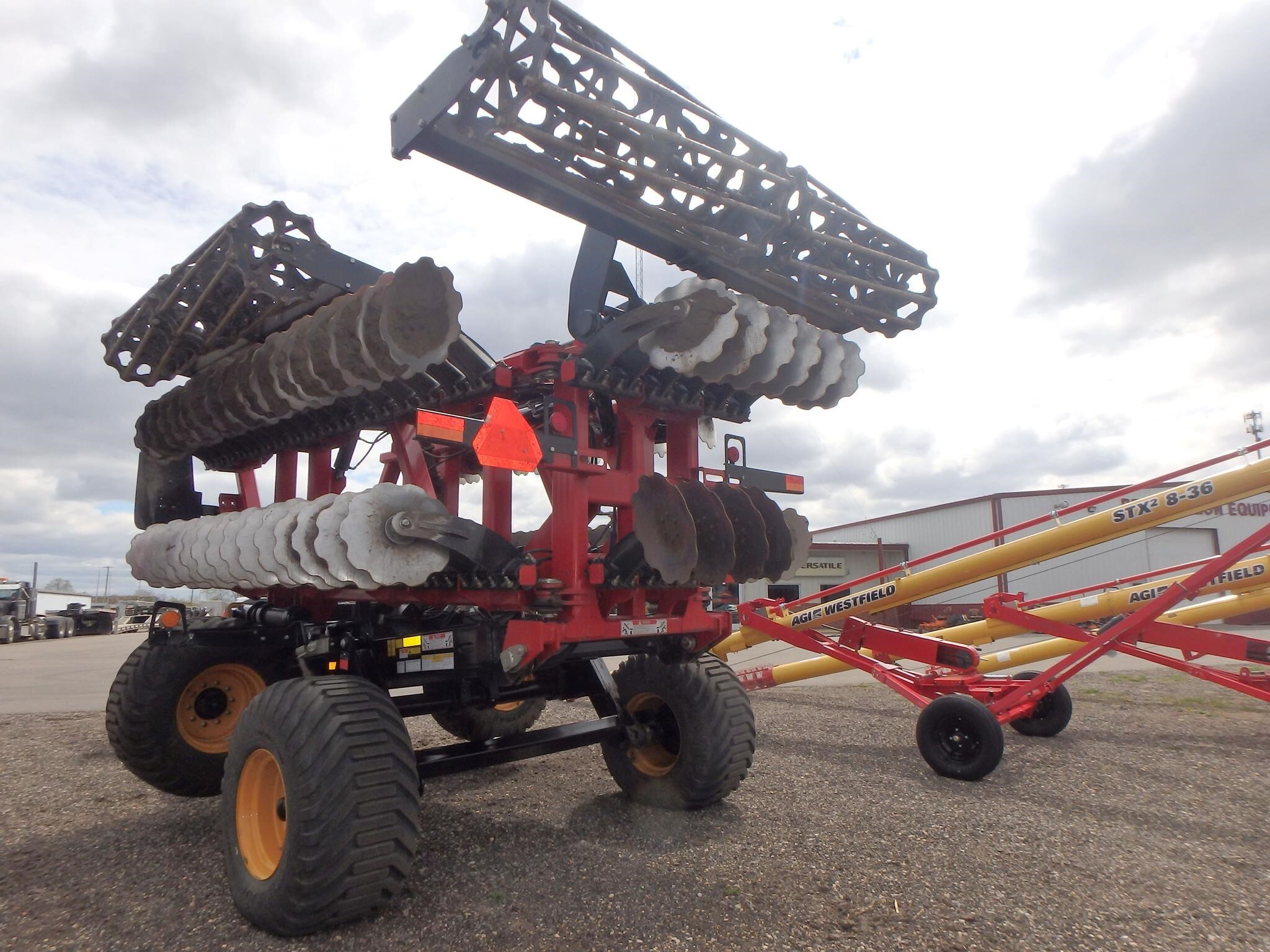 2021 Versatile FURY HS300 Disk