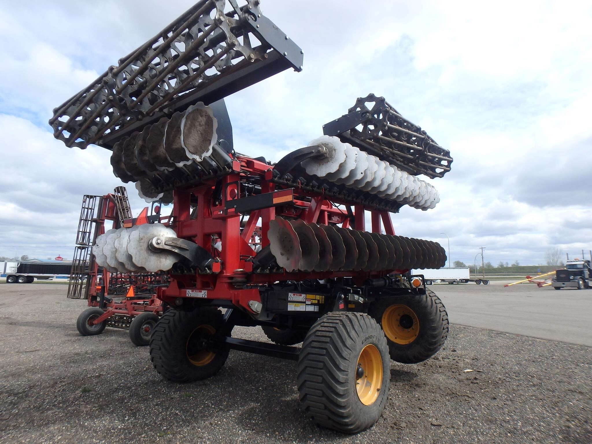 2021 Versatile FURY HS300 Disk