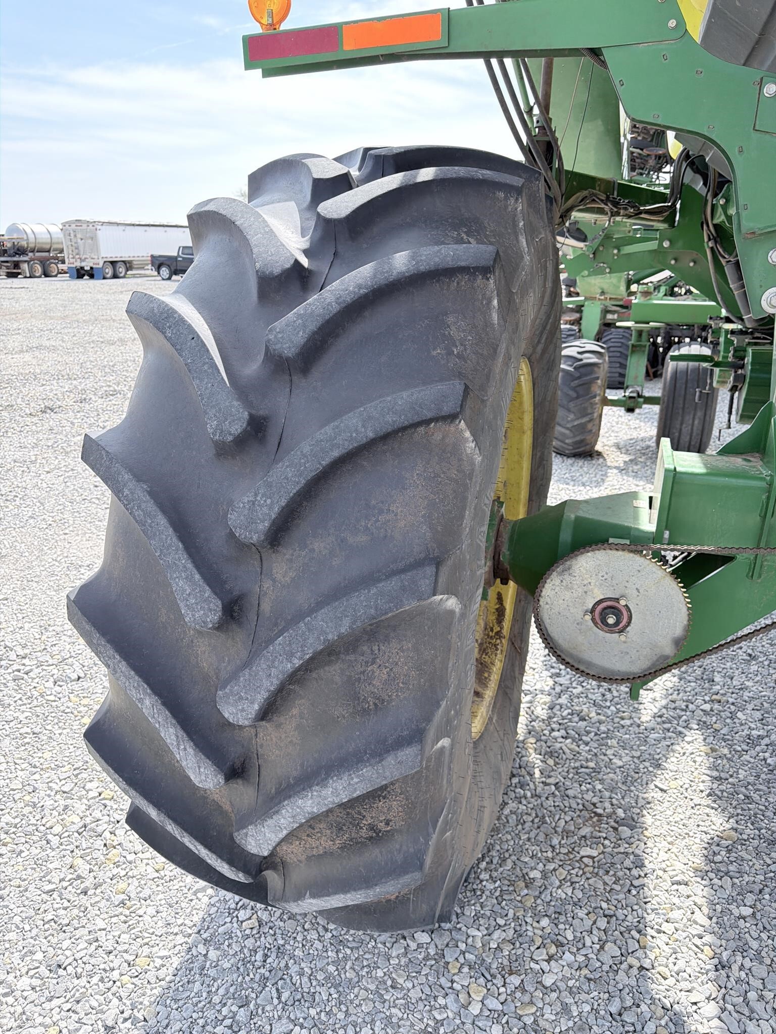 2012 John Deere 1890 Air Seeder