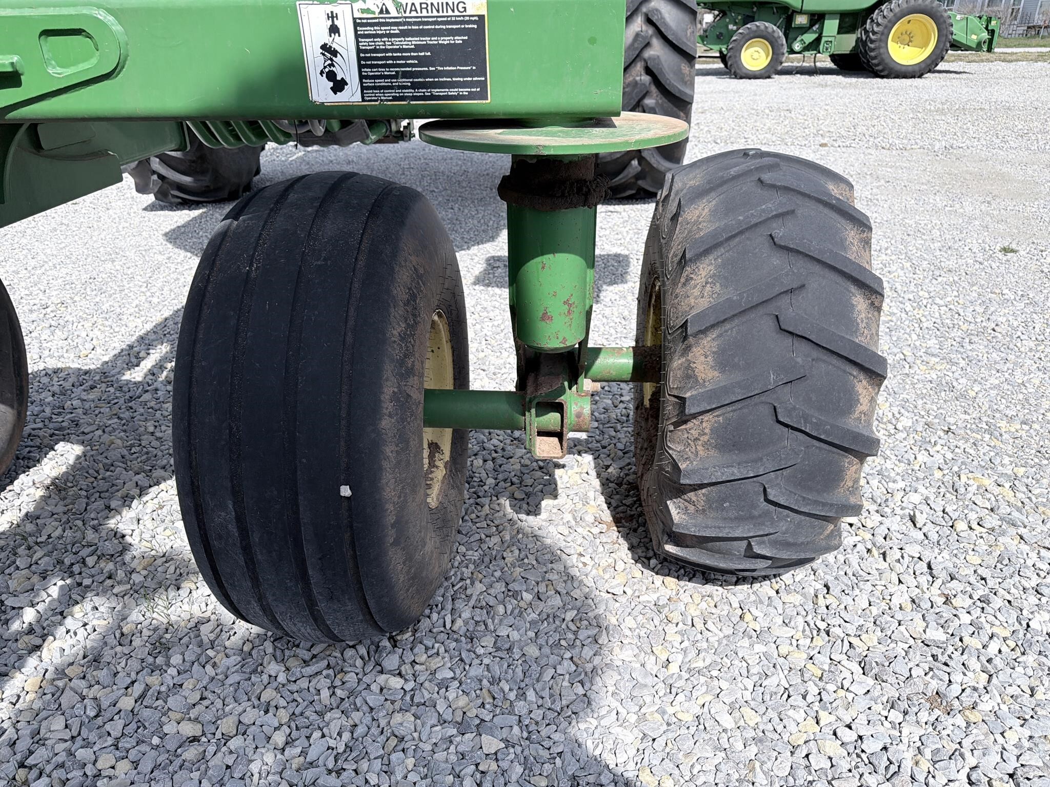 2012 John Deere 1890 Air Seeder