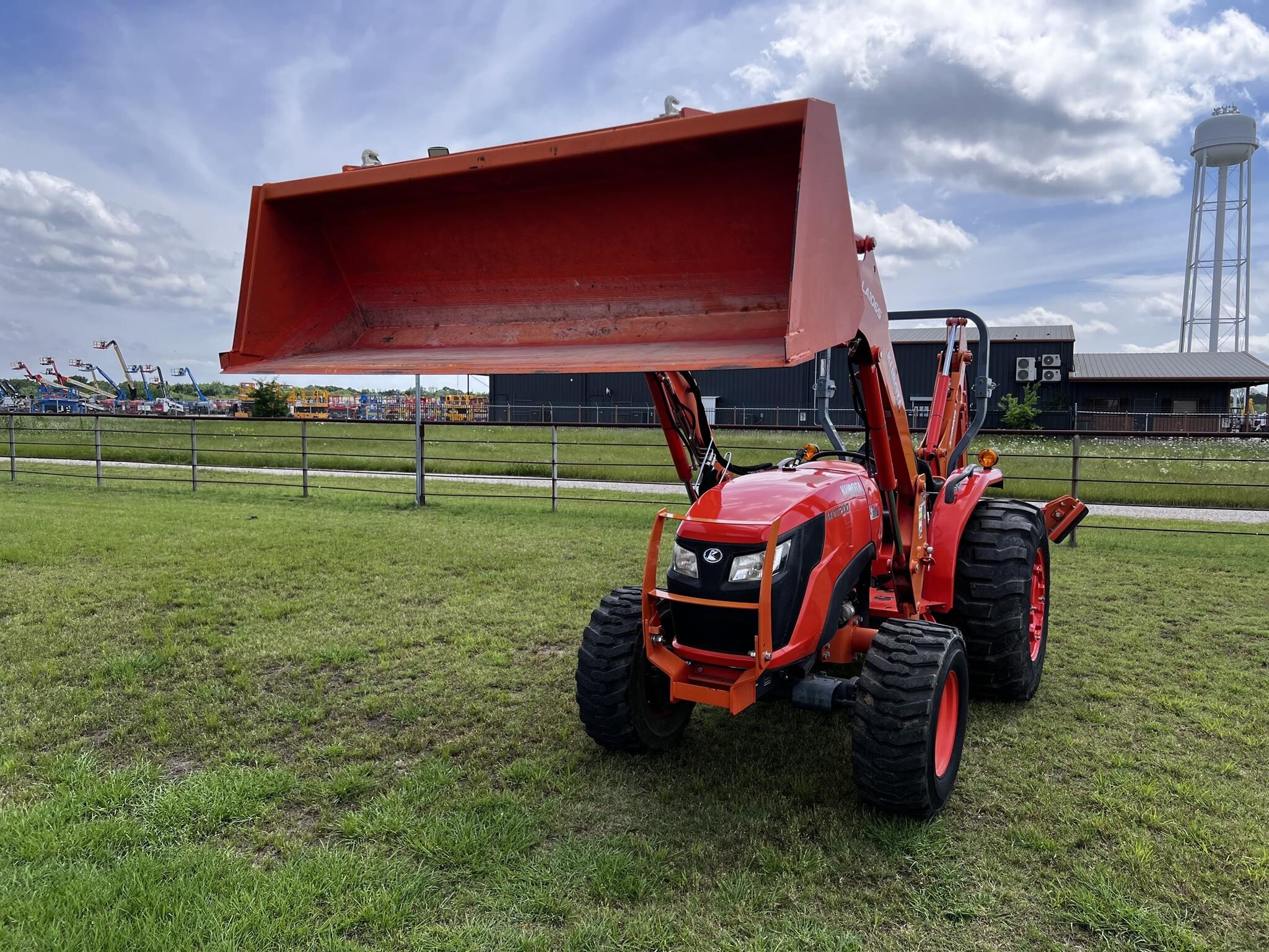 2016 Kubota MX5200 Tractor