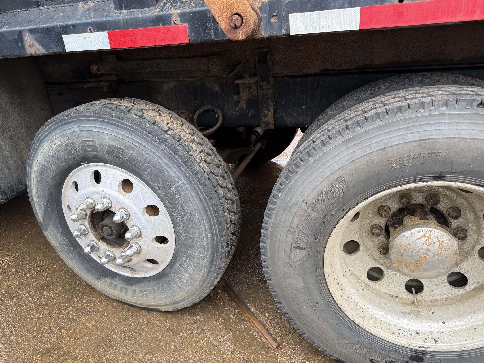 2003 Mack Granite CV713 Dump Trucks/Trailer