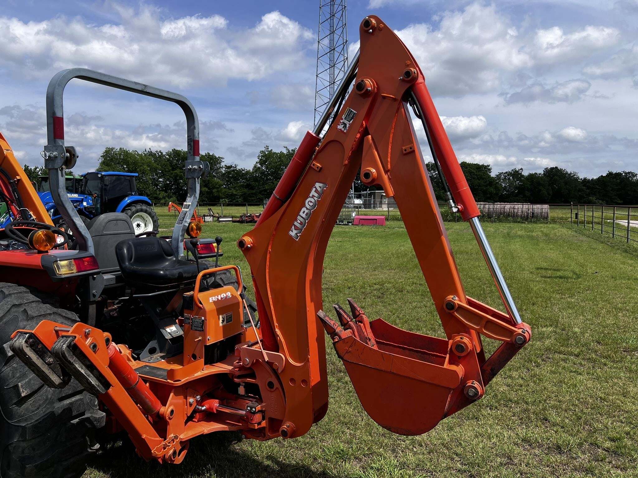 2016 Kubota MX5200 Tractor