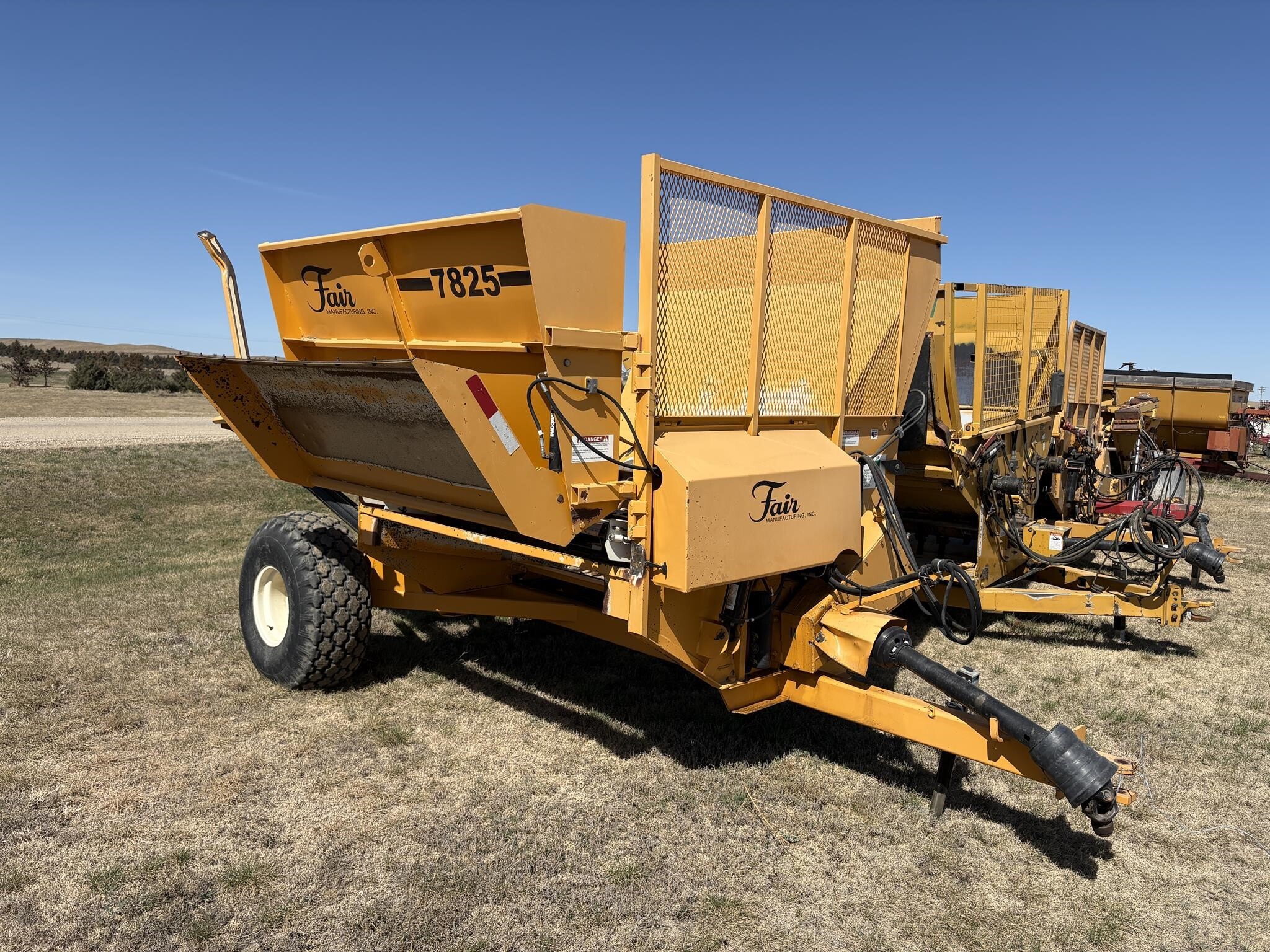  Fair Mfg 7825 Bale Processor