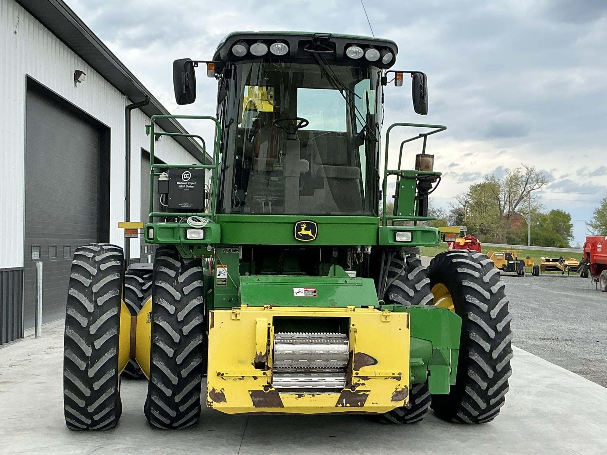 2014 John Deere 7480 Self-Propelled Forage Harvester