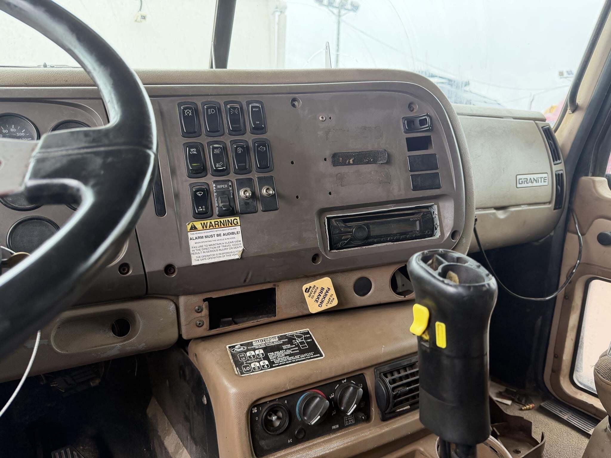 2003 Mack Granite CV713 Dump Trucks/Trailer