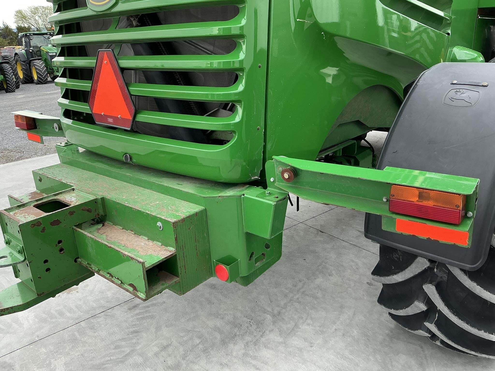 2014 John Deere 7480 Self-Propelled Forage Harvester