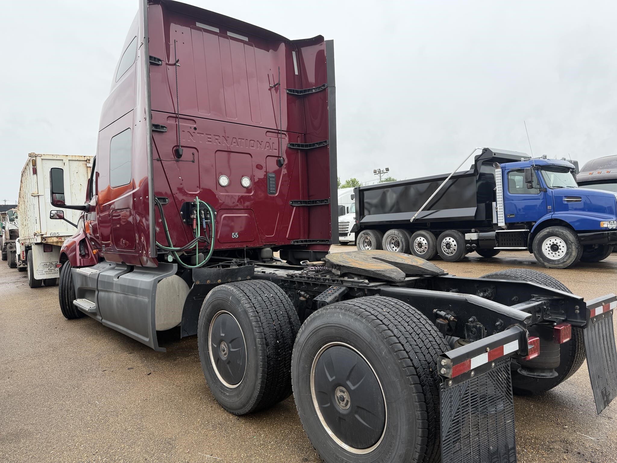 2020 International LT Semi Trucks/Trailer