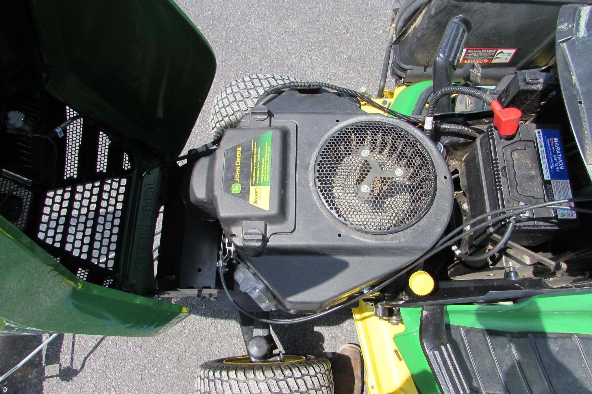 2015 John Deere X320 Lawn Mower