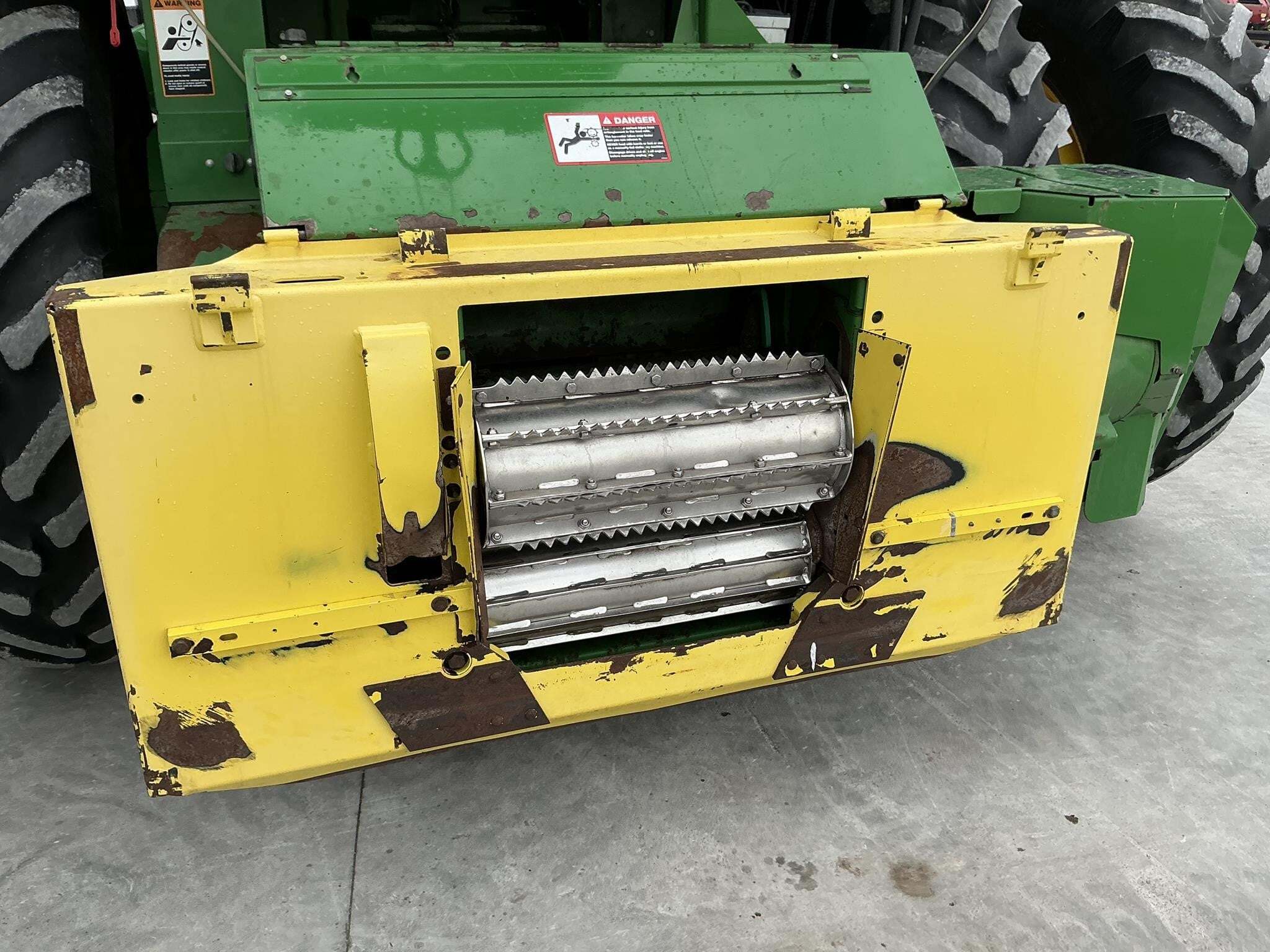 2014 John Deere 7480 Self-Propelled Forage Harvester