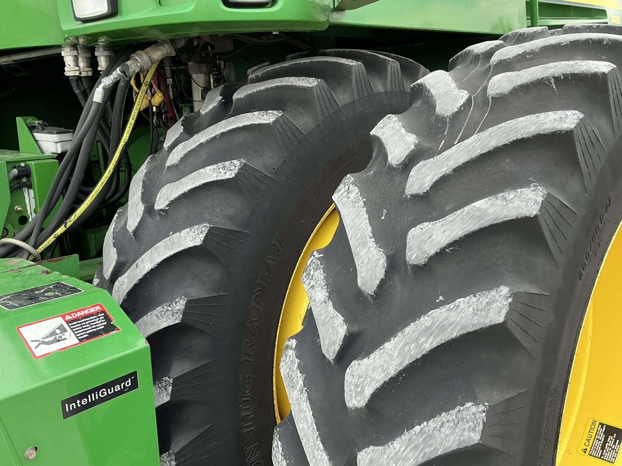 2014 John Deere 7480 Self-Propelled Forage Harvester