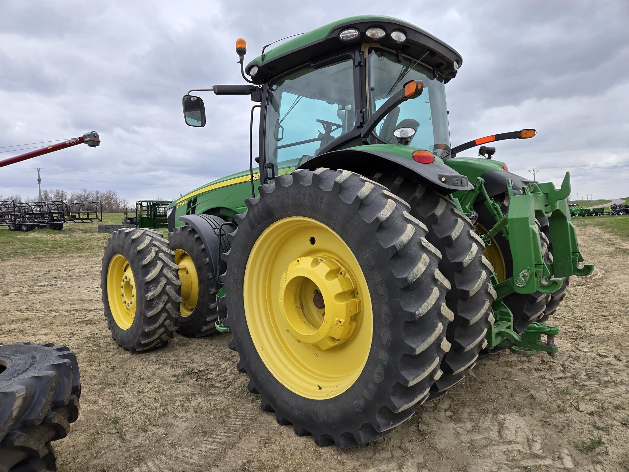 2013 John Deere 8360R Tractor