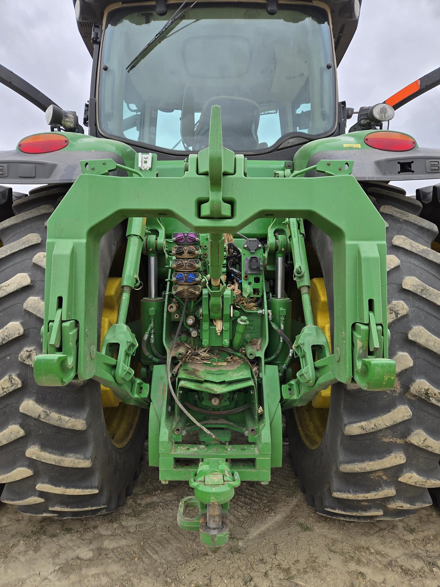 2013 John Deere 8360R Tractor