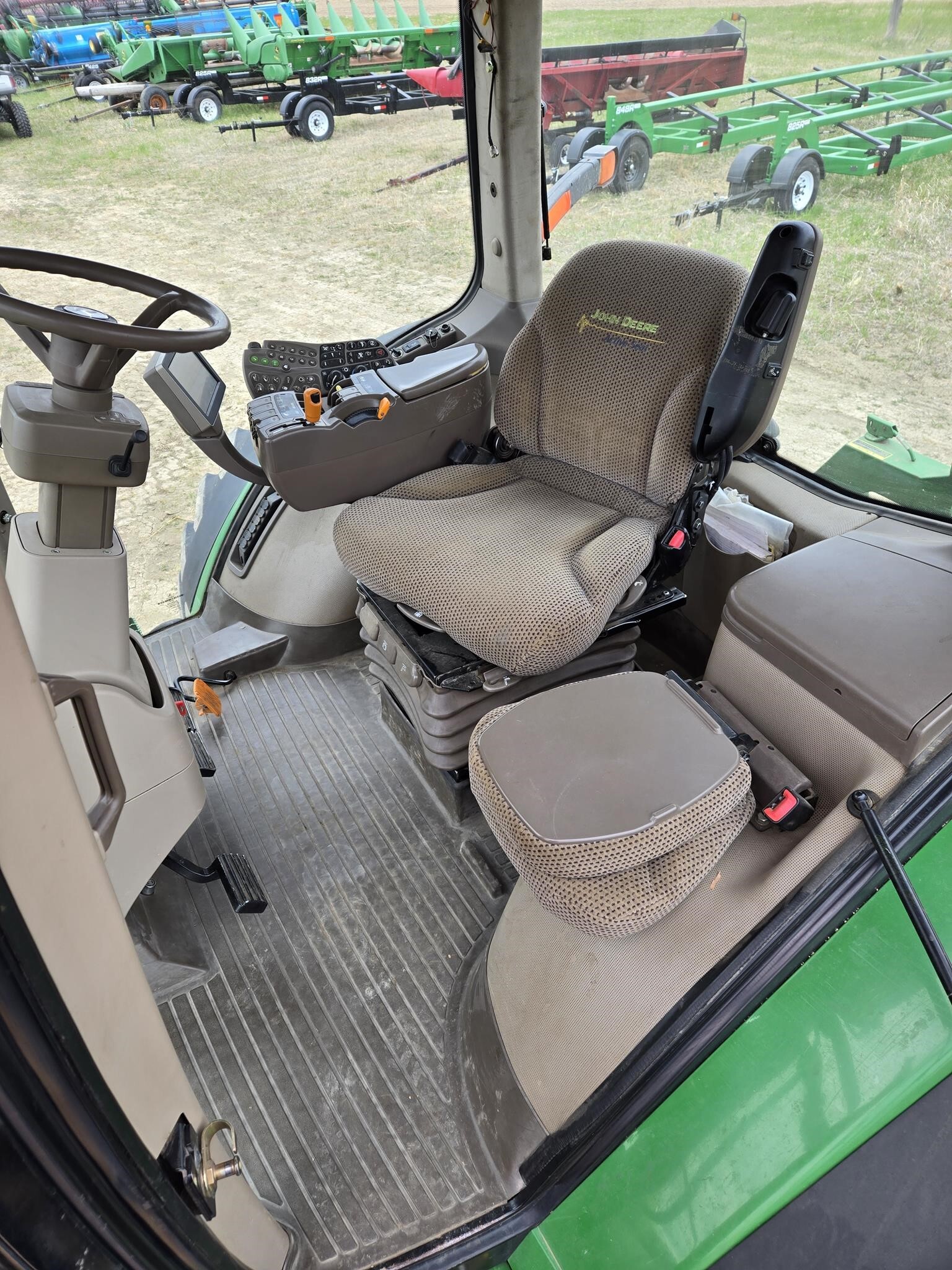 2013 John Deere 8360R Tractor