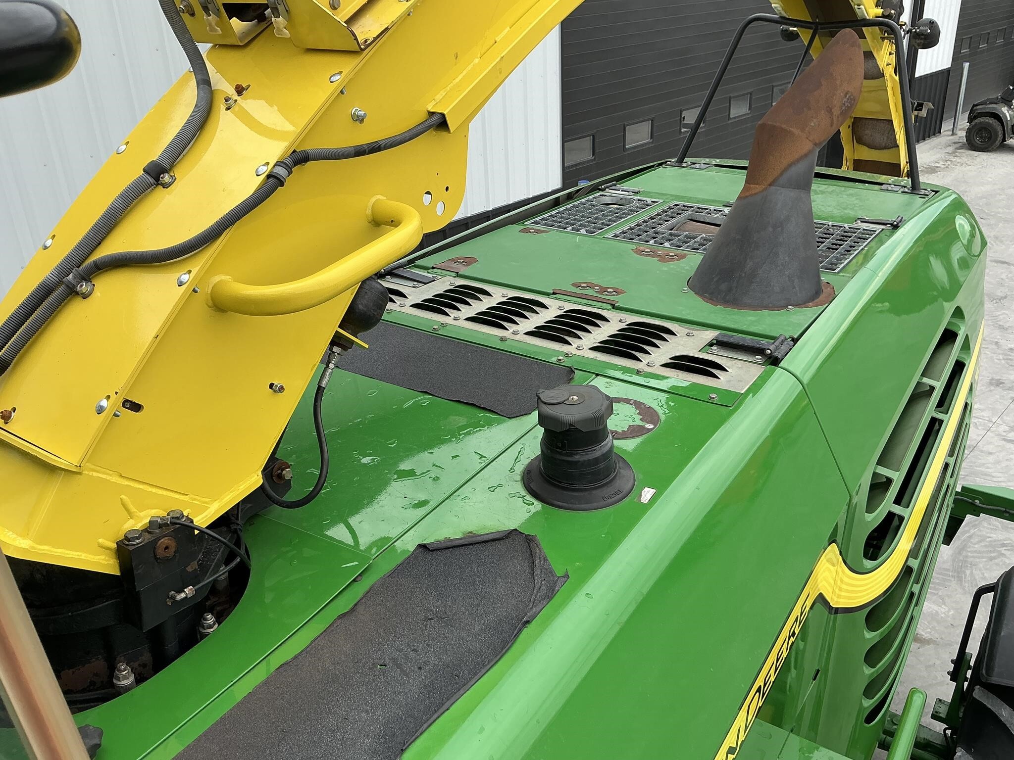 2014 John Deere 7480 Self-Propelled Forage Harvester