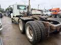 2009 Mack Pinnacle CHU613 Semi Trucks/Trailer