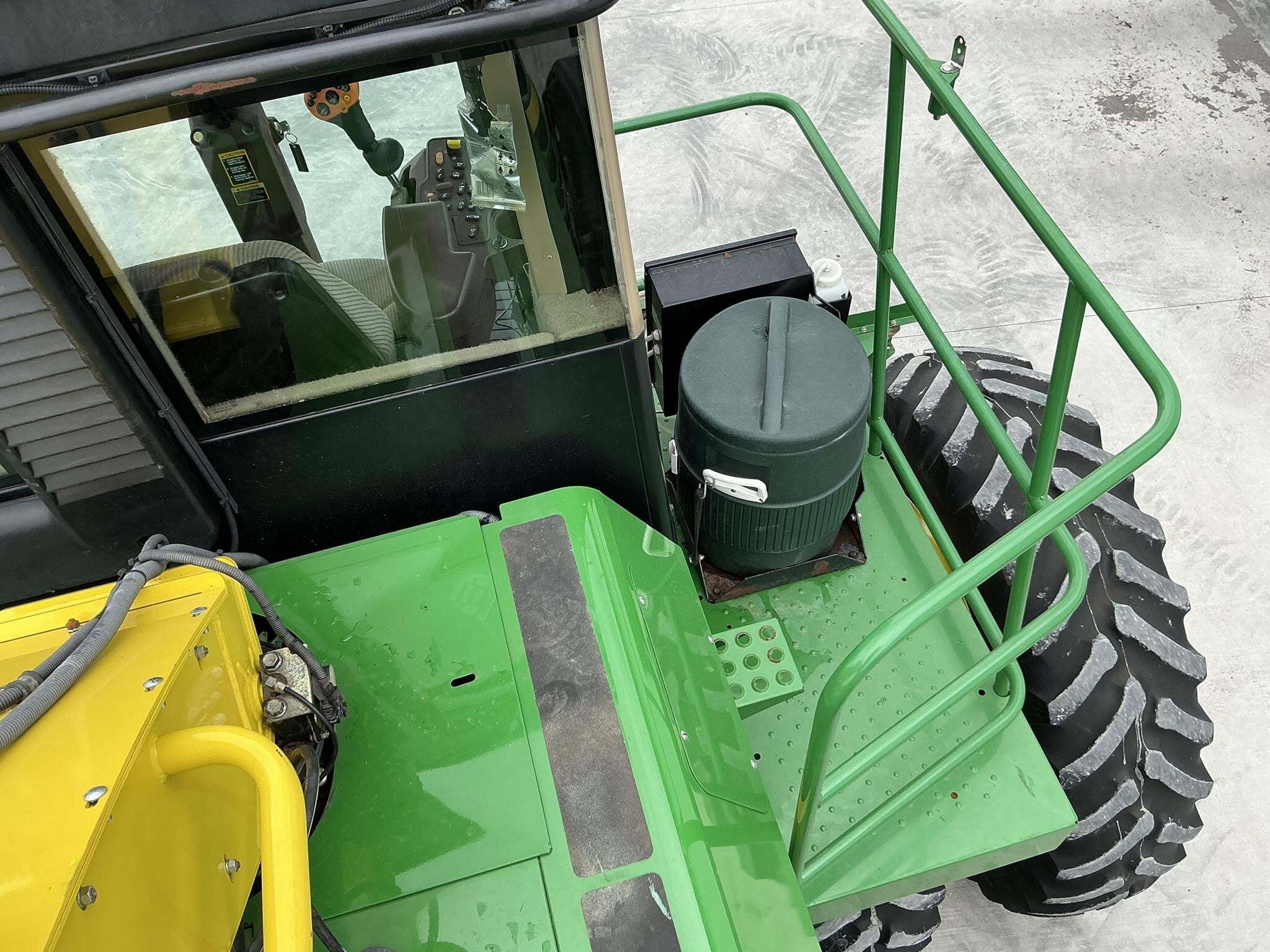 2014 John Deere 7480 Self-Propelled Forage Harvester
