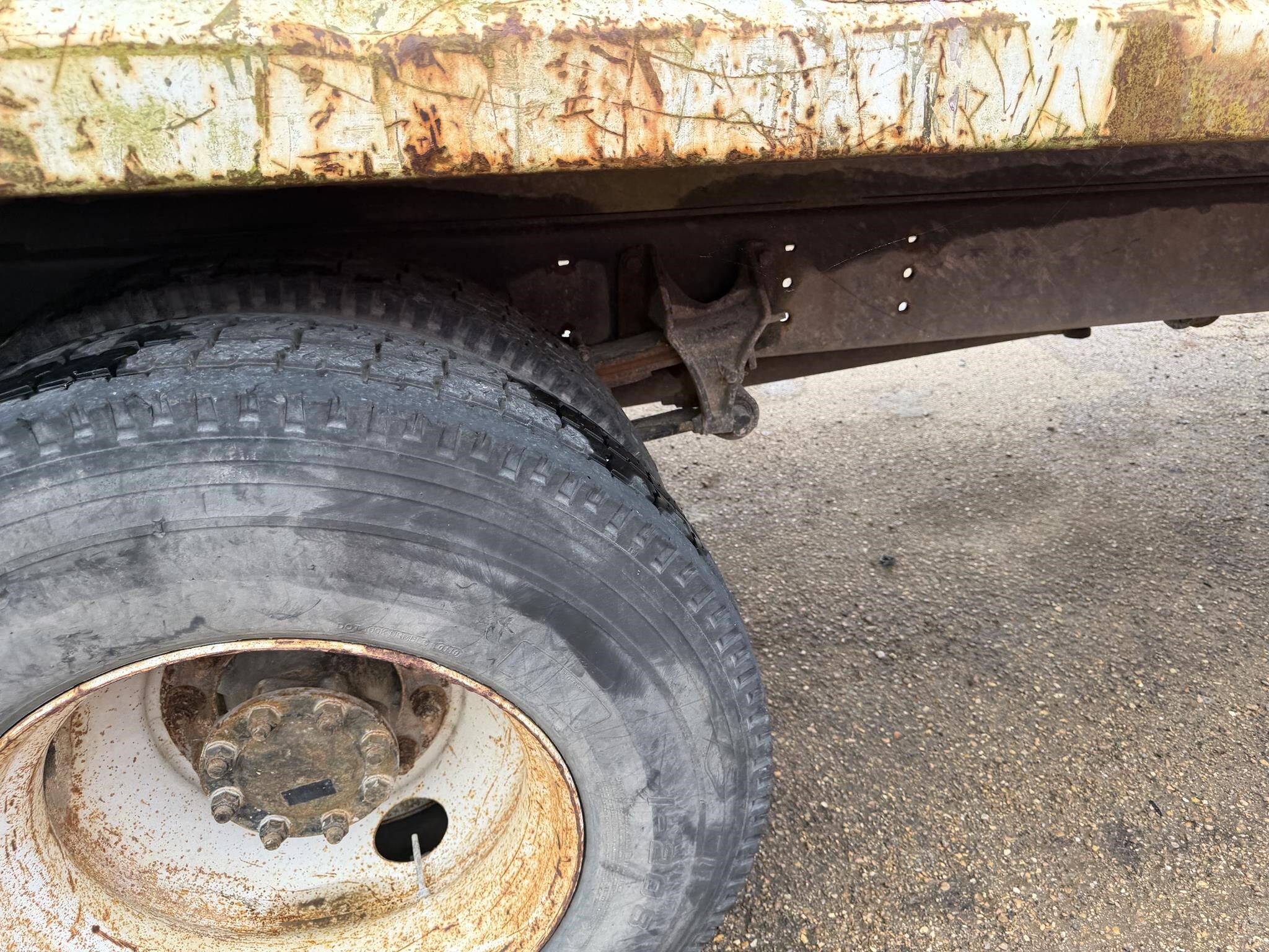 2008 International DURASTAR 4300 Semi Trucks/Trailer