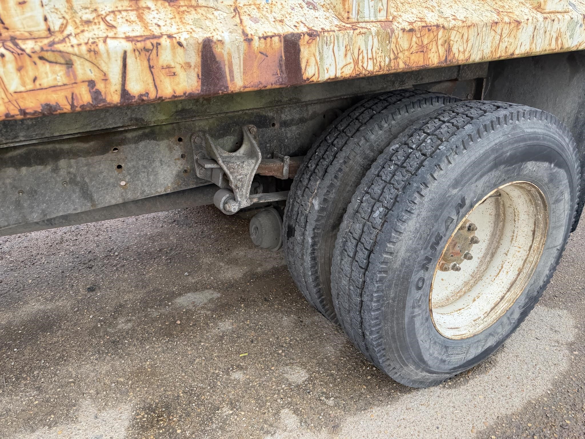 2008 International DURASTAR 4300 Semi Trucks/Trailer