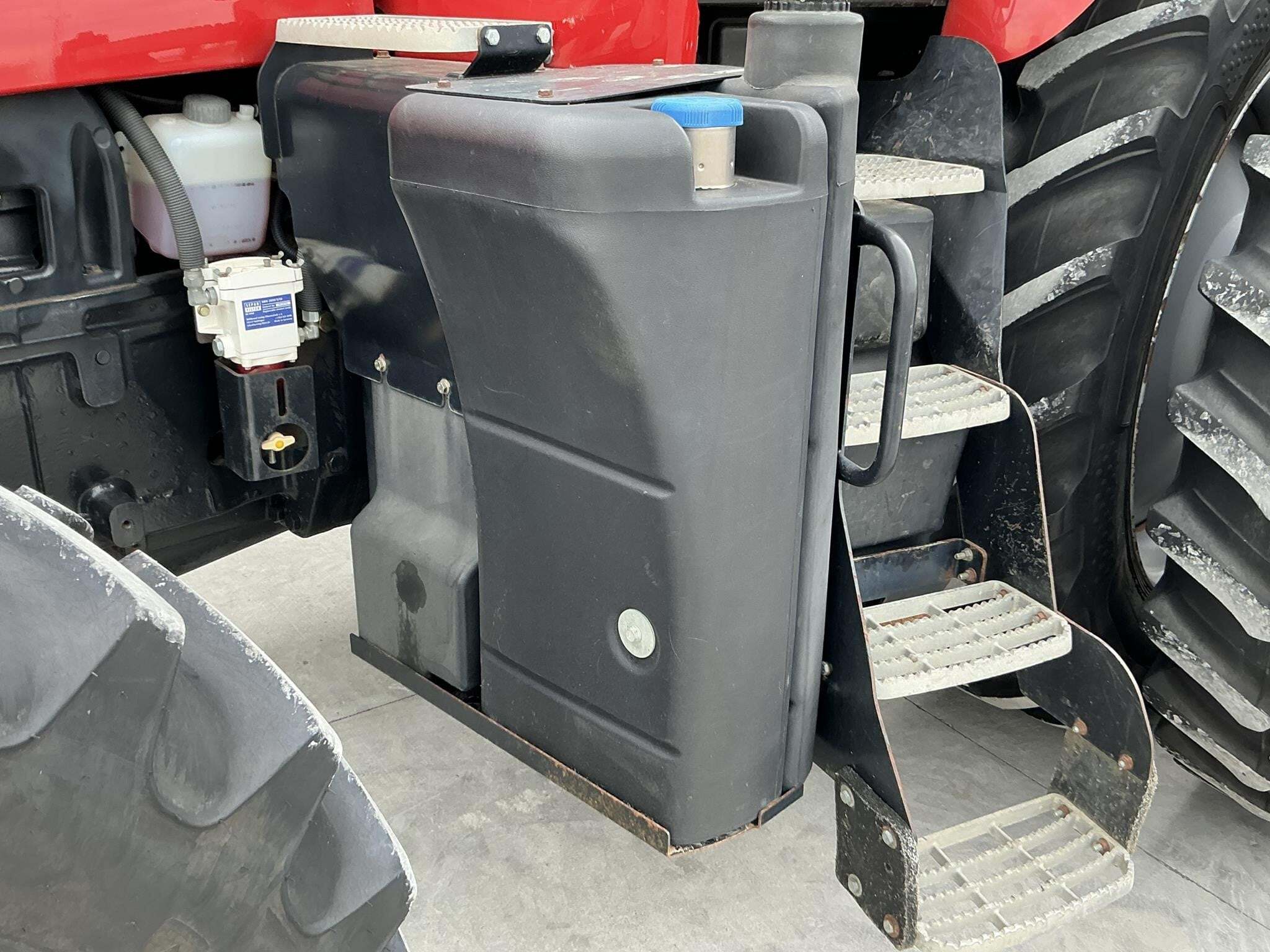 2012 Case IH Magnum 190 Tractor