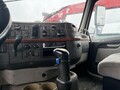 2007 Volvo VNM64T200 Semi Trucks/Trailer