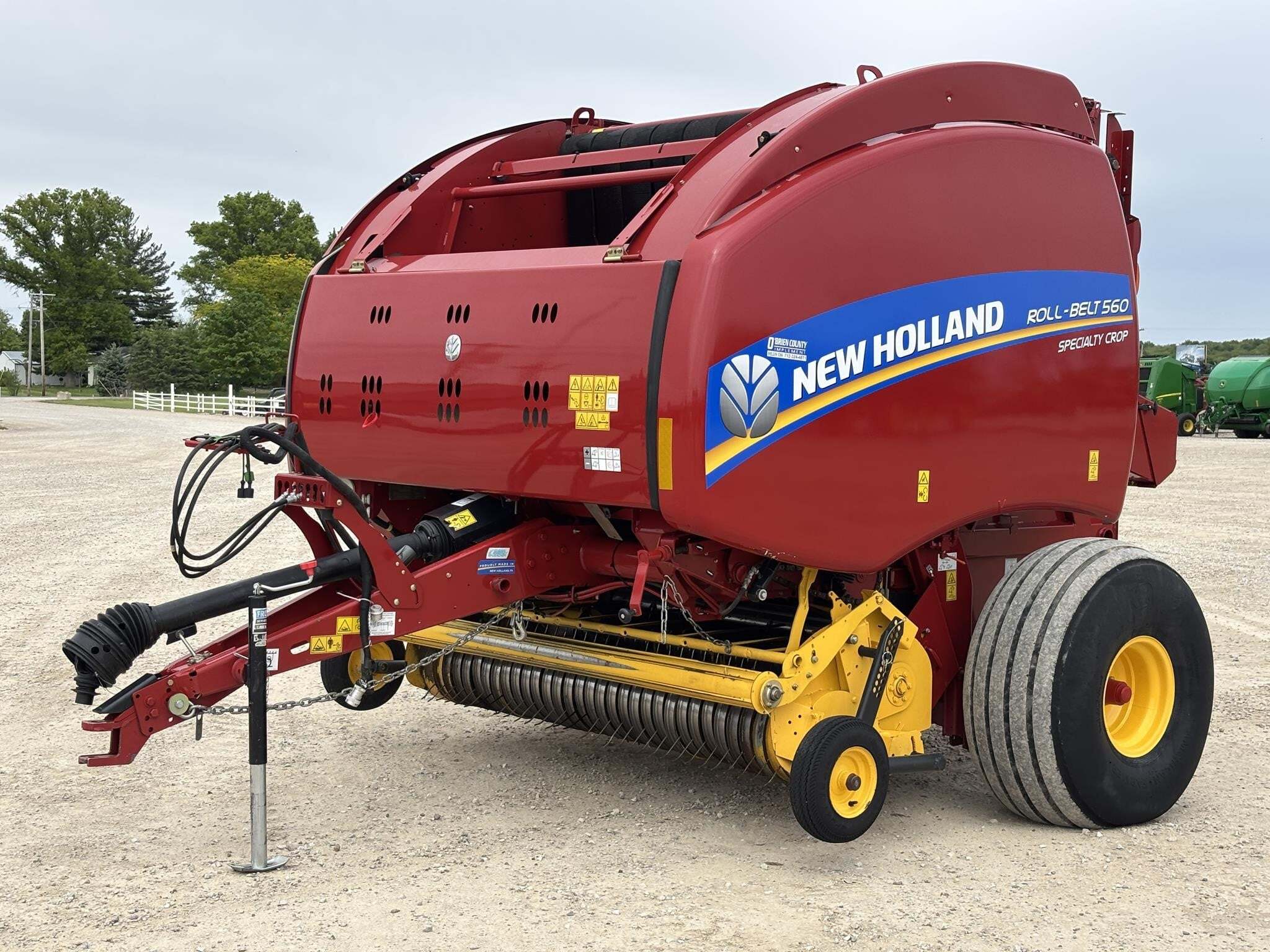 2018 New Holland Roll-Belt 560 Round Baler