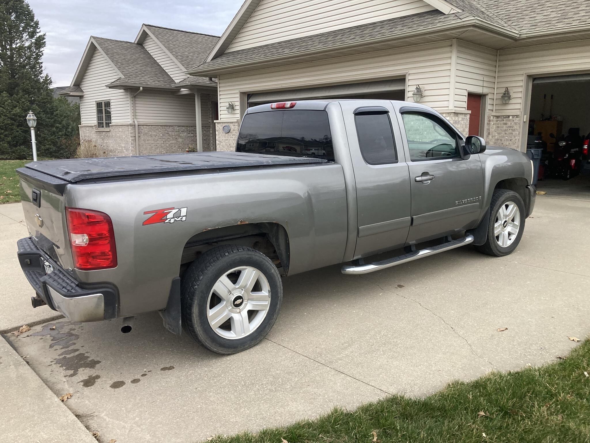 2007 Chevrolet Silverado 1500 LTZ Pickup