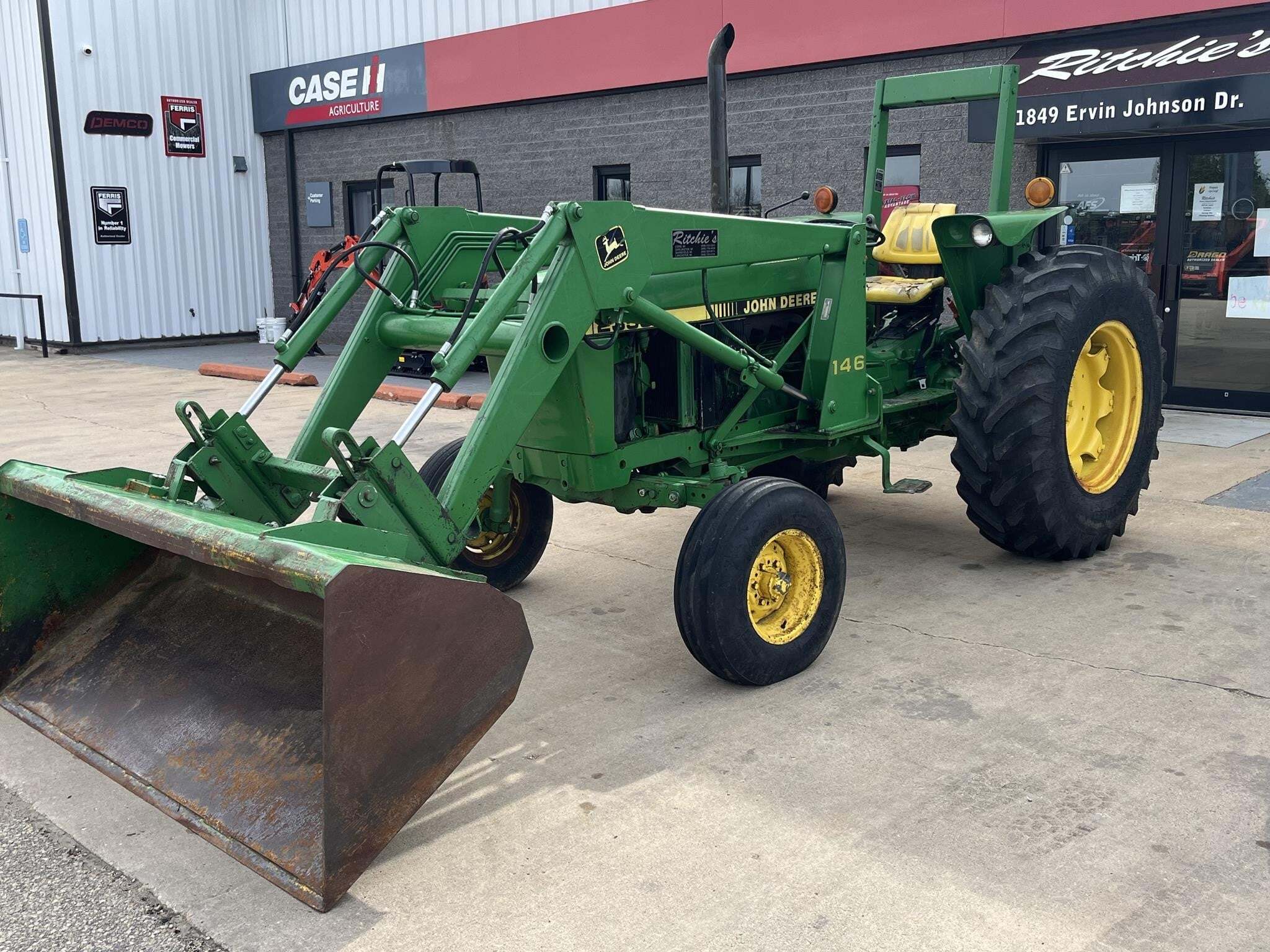 1990 John Deere 2355 Tractor