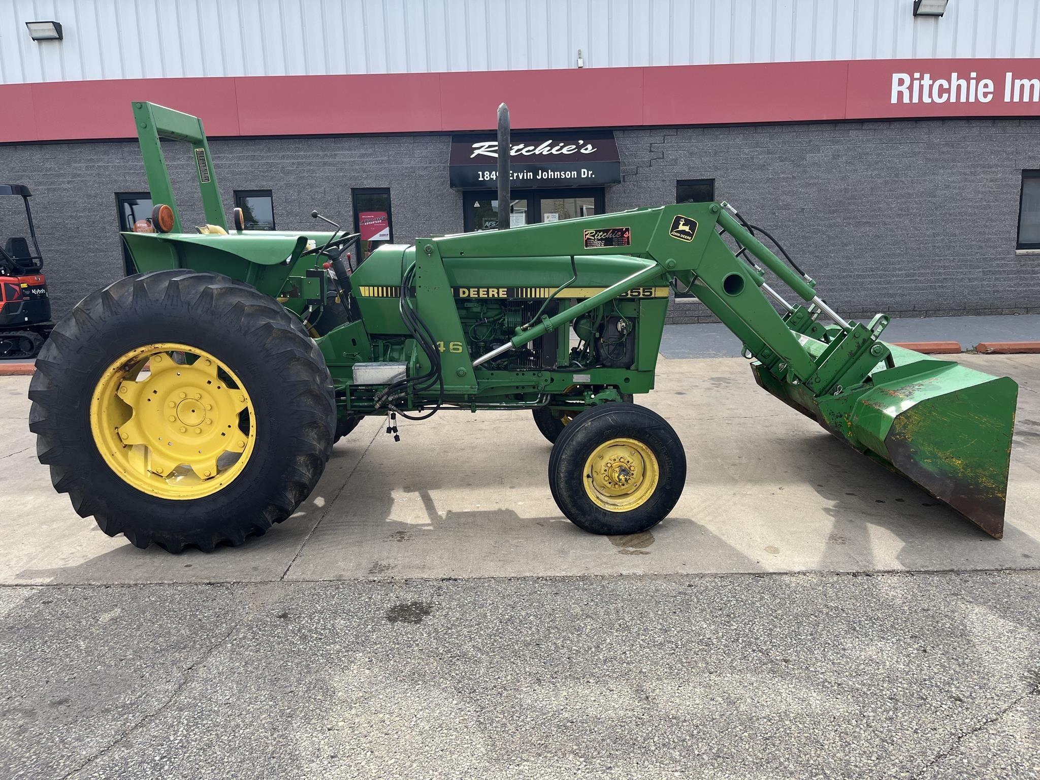1990 John Deere 2355 Tractor
