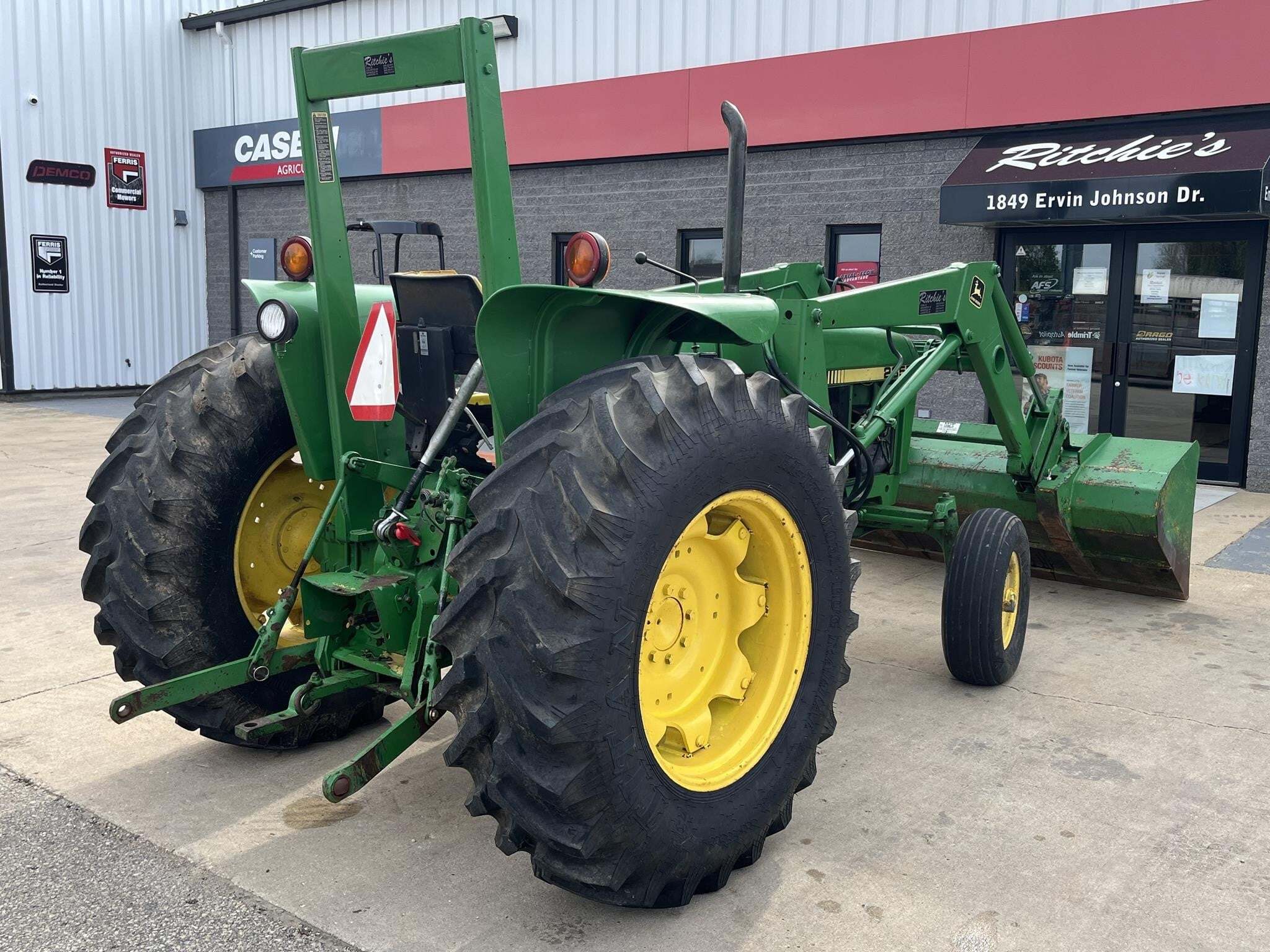 1990 John Deere 2355 Tractor