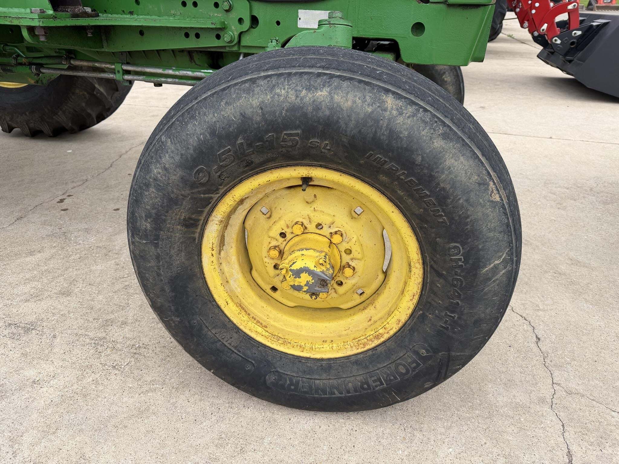 1990 John Deere 2355 Tractor