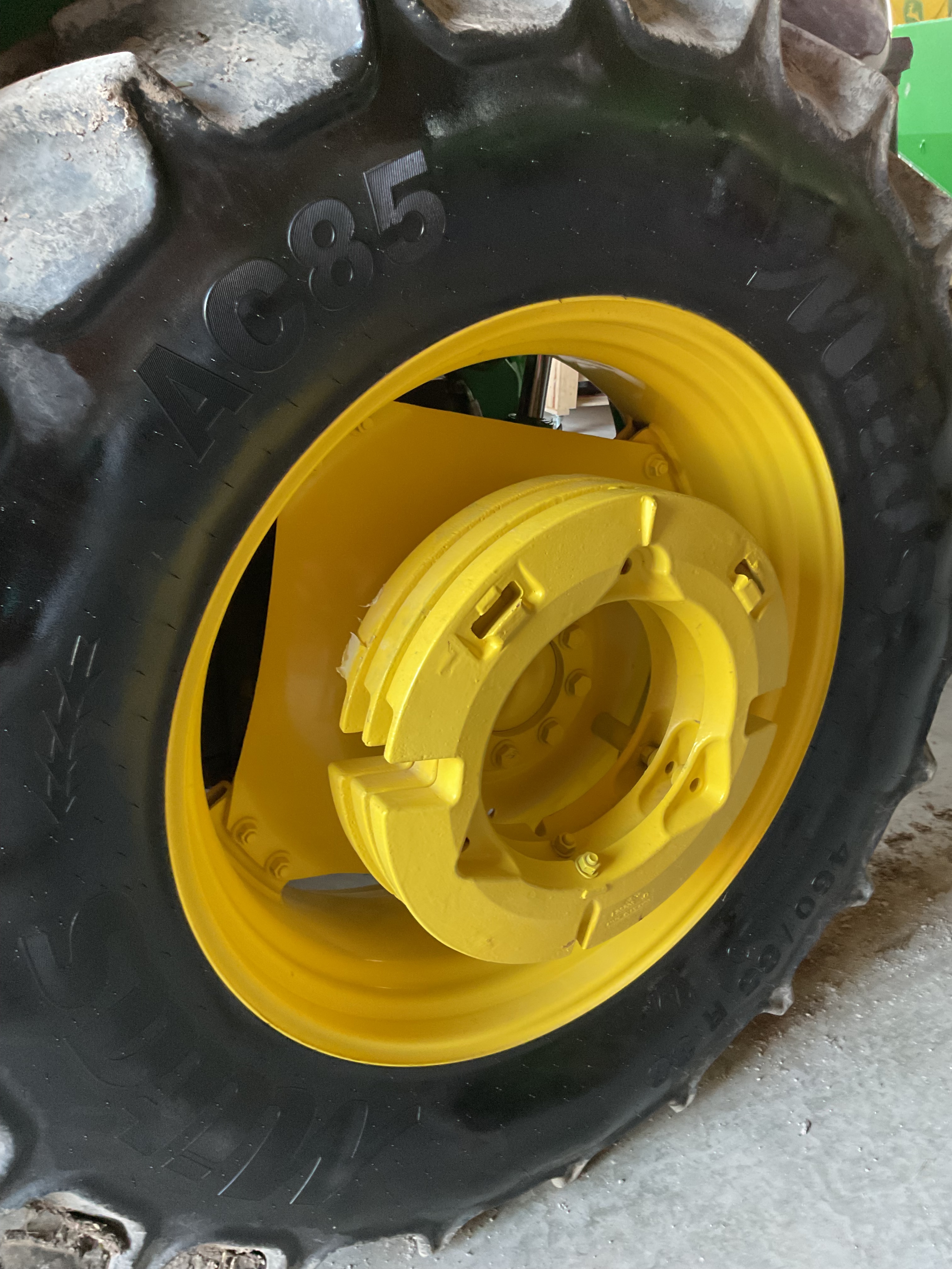 2020 John Deere 6120E Tractor