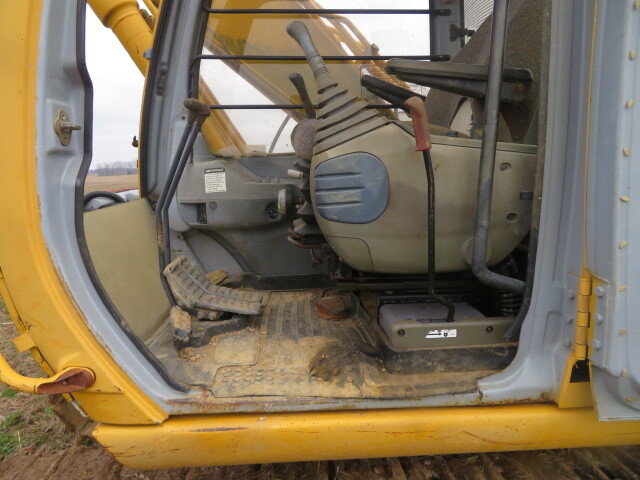 2001 Deere 160LC Excavator
