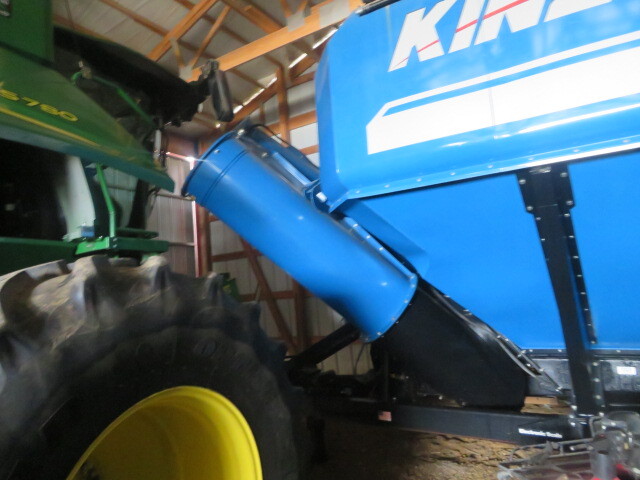 2018 Kinze 1500 Grain Cart