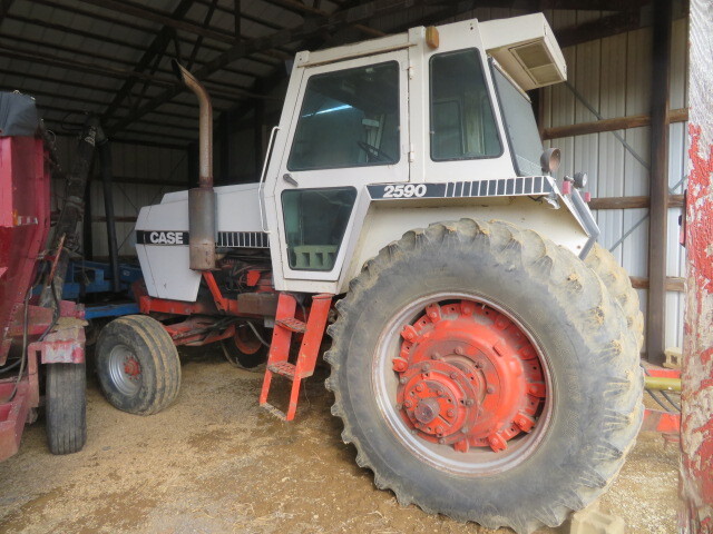 1980 Case 2590 Tractor