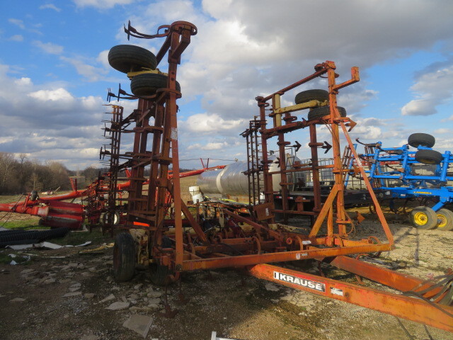  Krause 4231 Field Cultivator