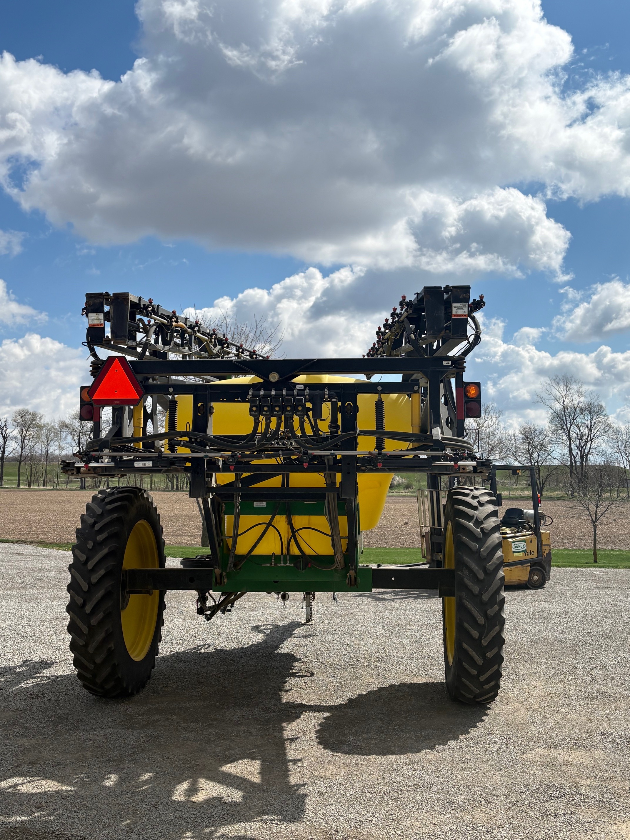 2012 Fast 9613N Pull-Type Sprayer