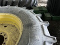  John Deere 4830 Self-Propelled Sprayer