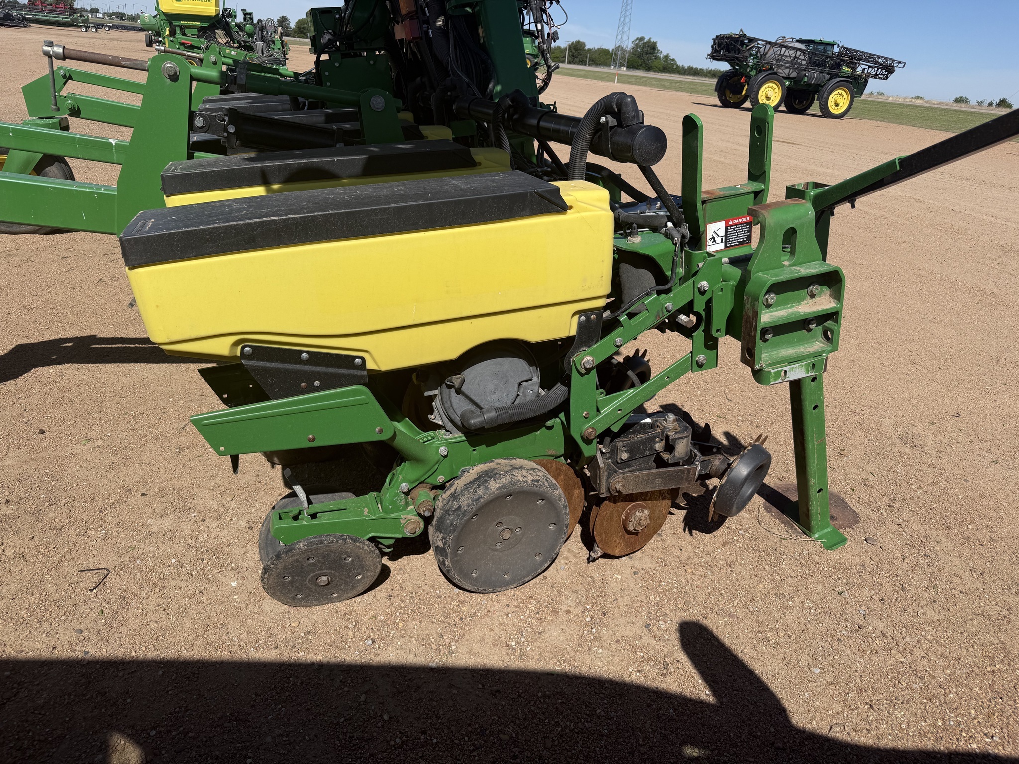 2015 John Deere 1725 Planter