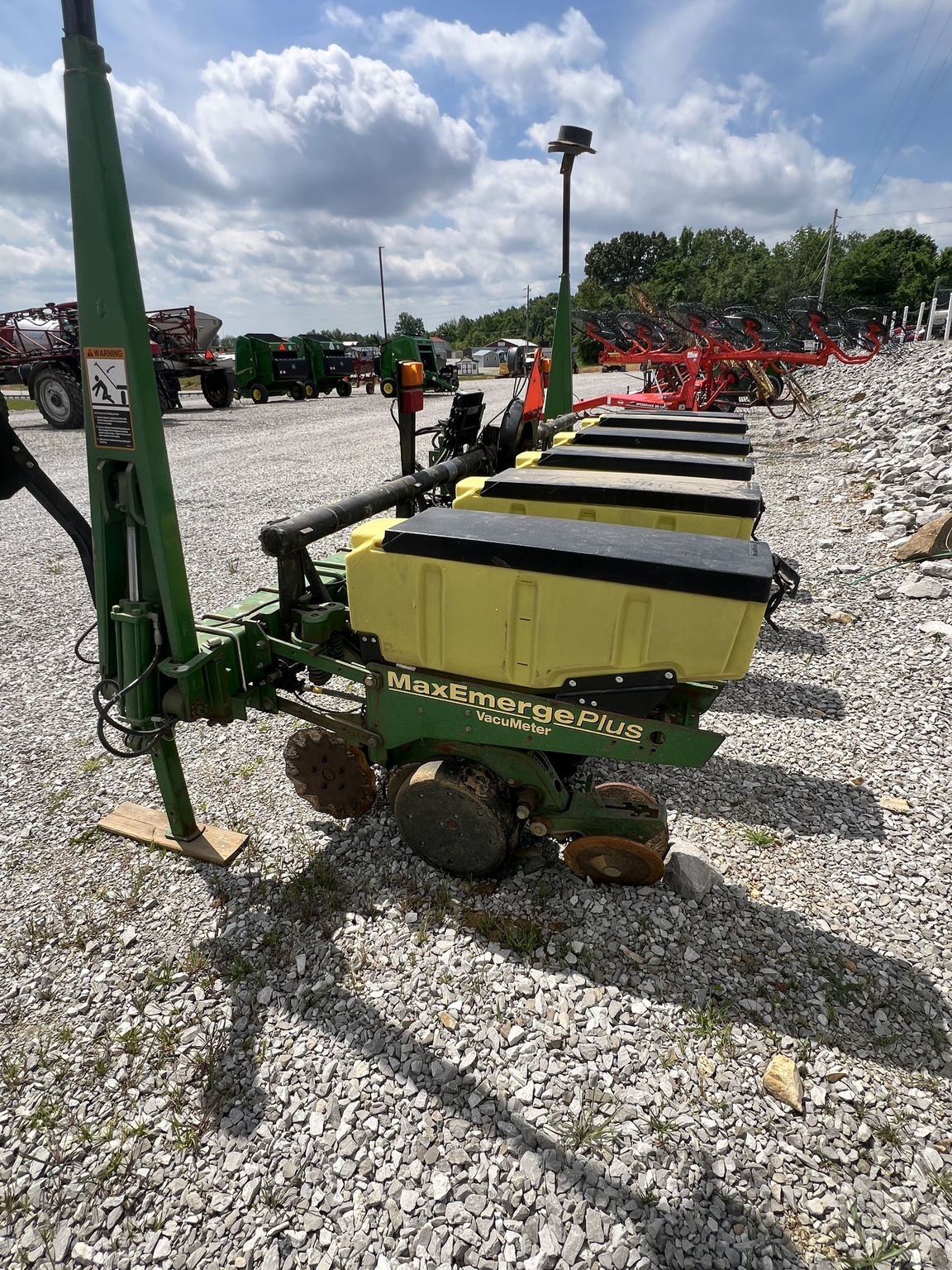 2014 John Deere 1700 Planter