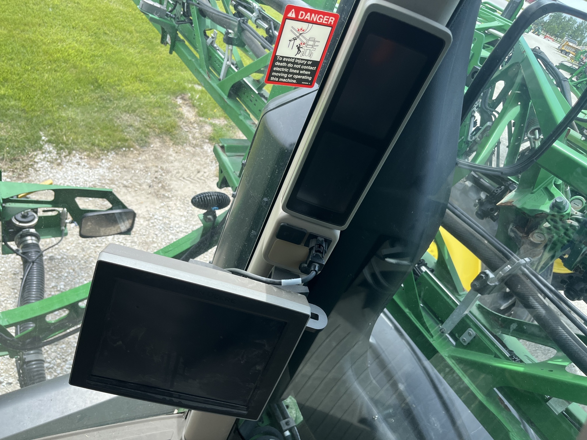 2021 John Deere R4045 Self-Propelled Sprayer