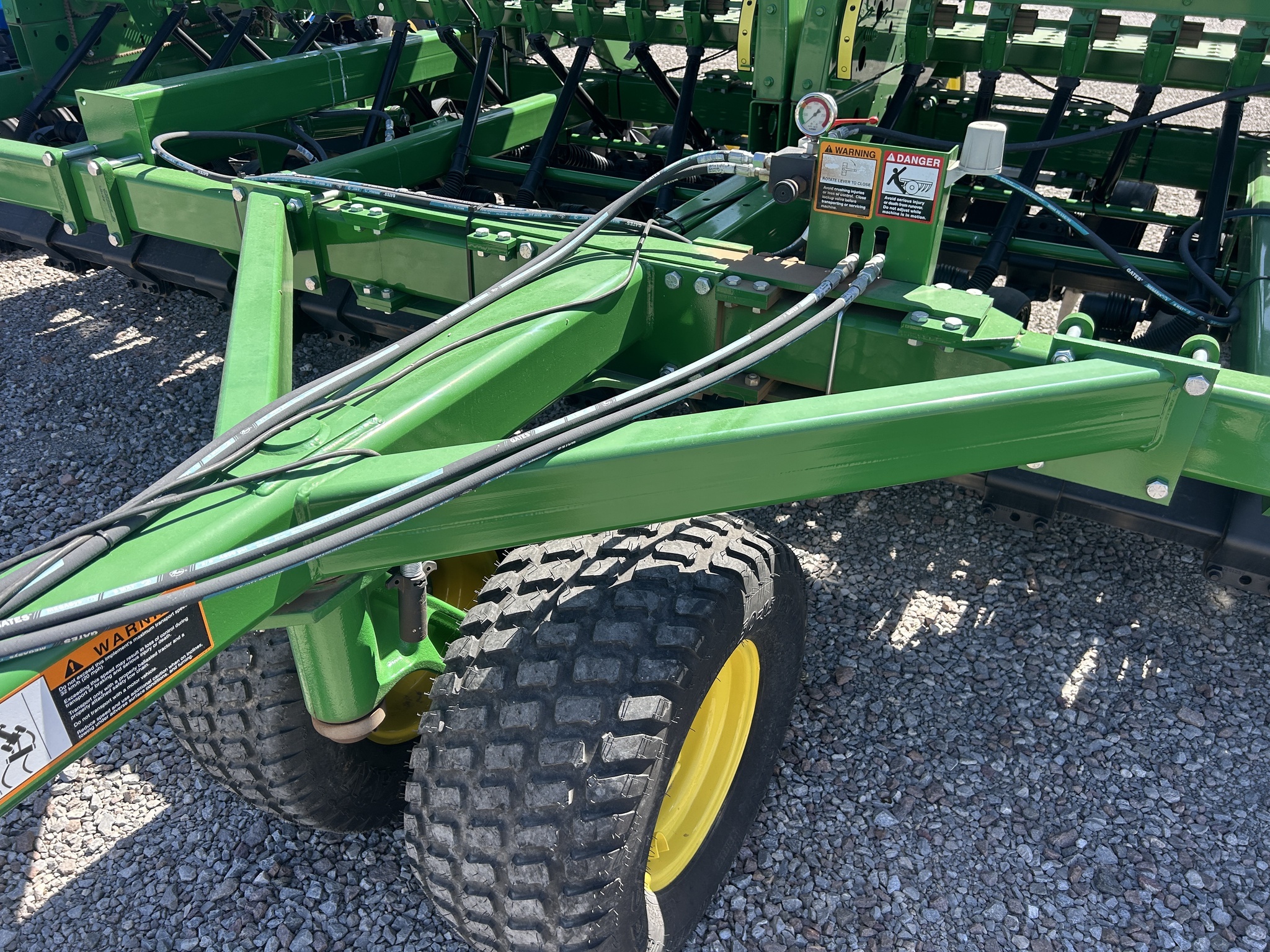2023 John Deere 1590 Drill