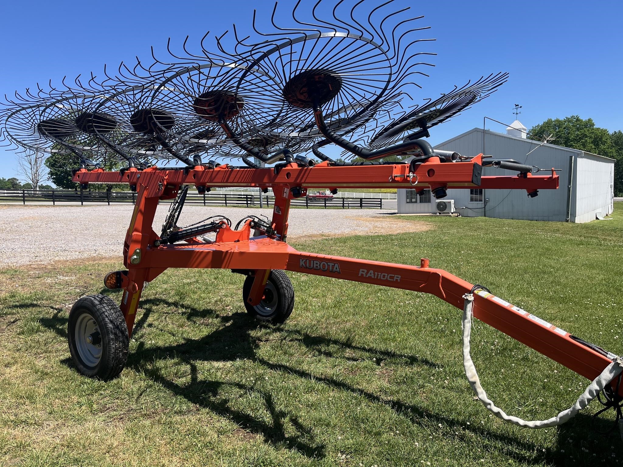  Kubota RA110CR Rake