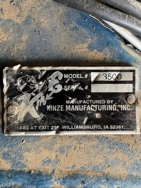 2010 Kinze 3500 Planter