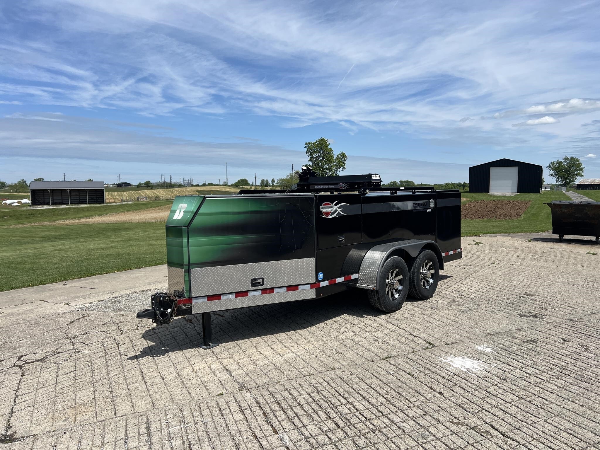 2016 Thunder Creek FST990 Fuel Trucks/Trailer