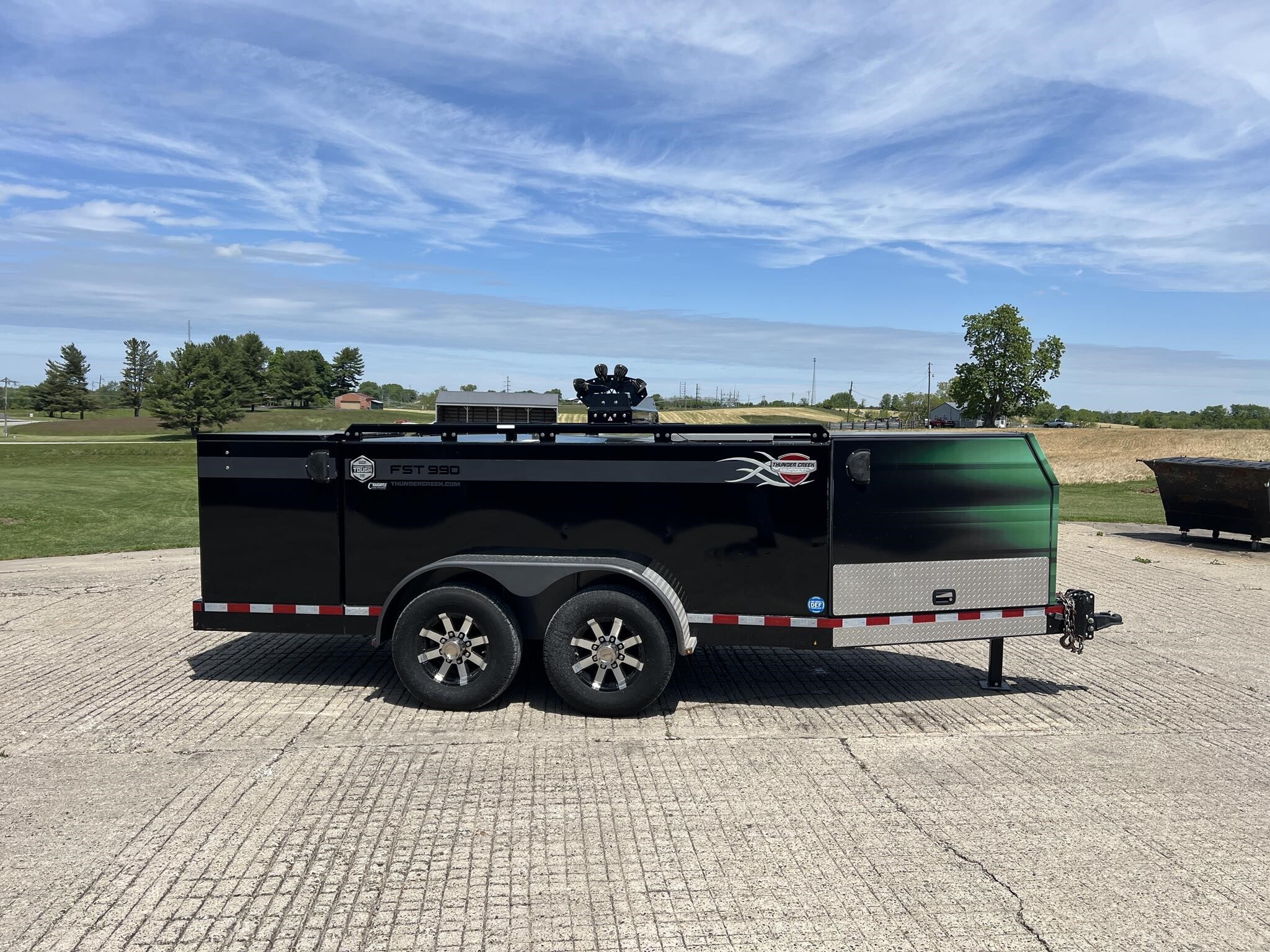 2016 Thunder Creek FST990 Fuel Trucks/Trailer