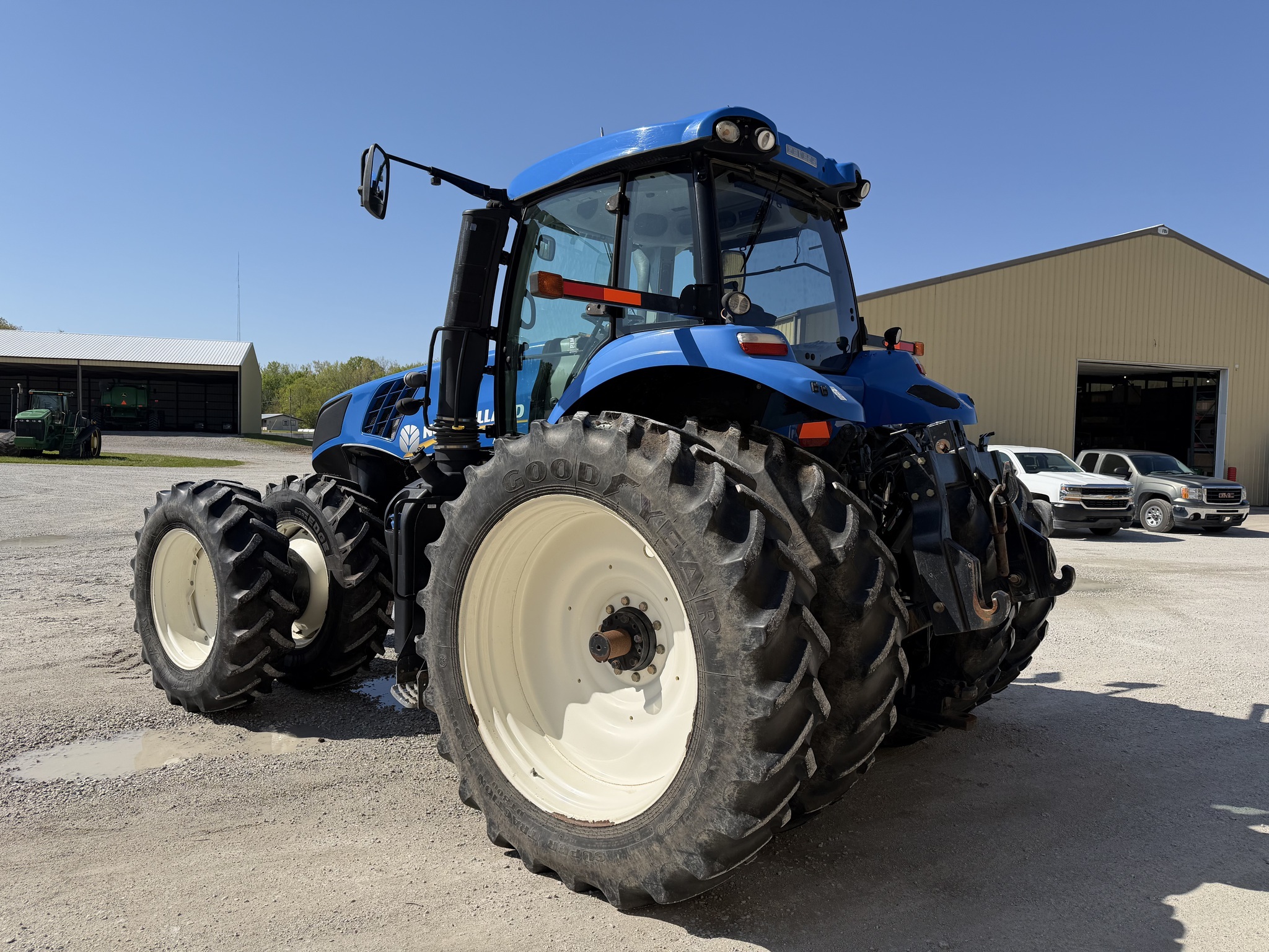 2016 New Holland T8.410 Tractor